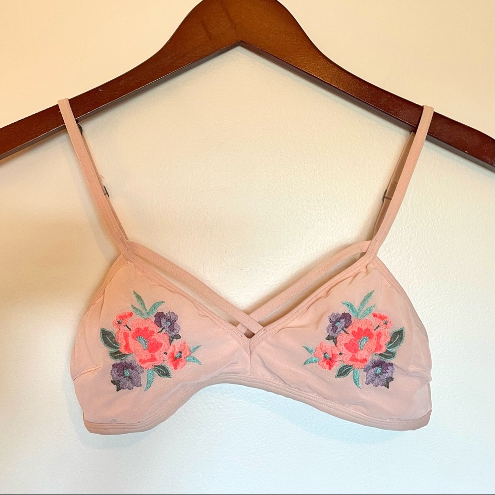 Gilly Hicks embroidered bralette top S